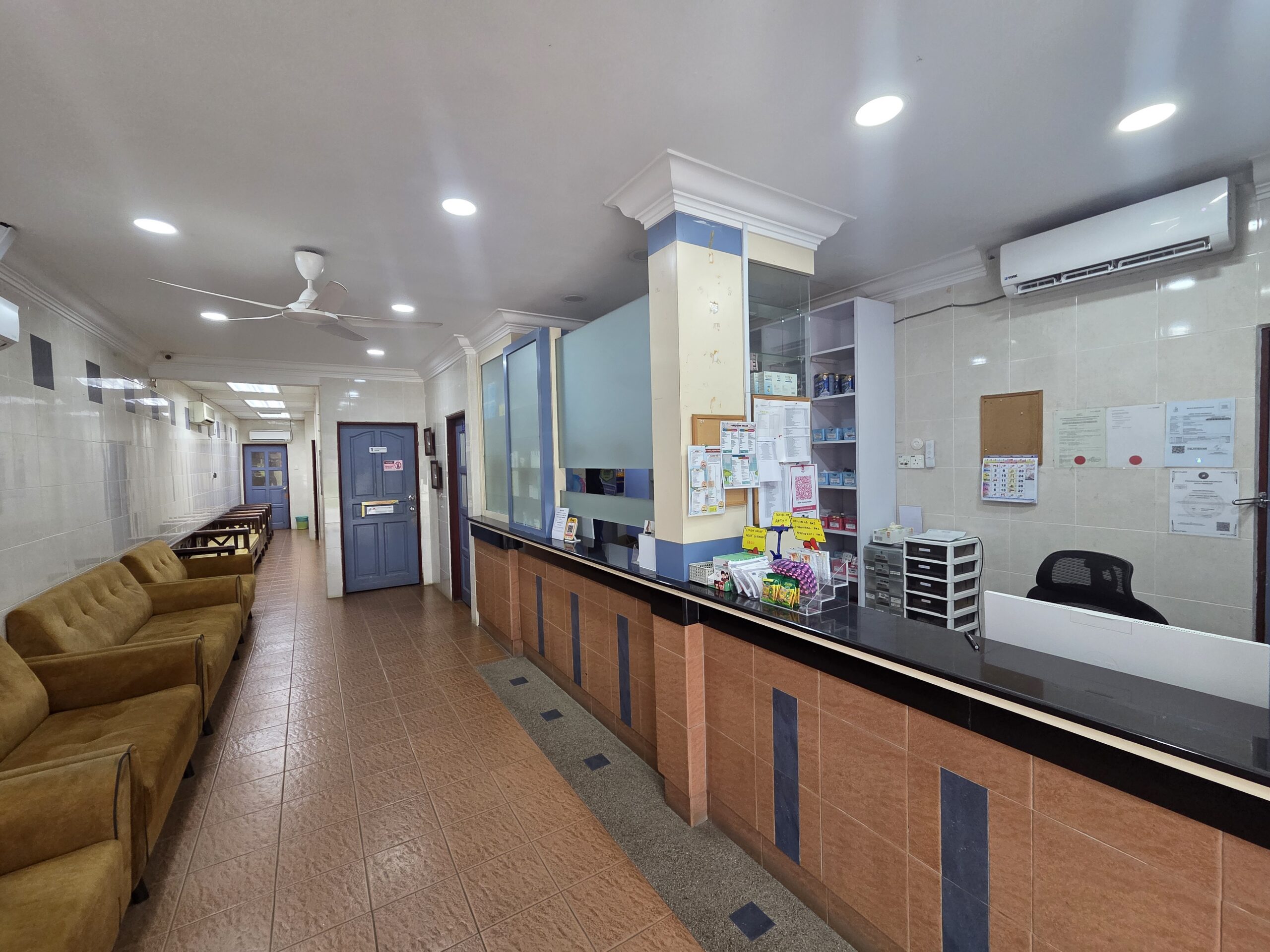 Klinik Azzahra Impian — Interior